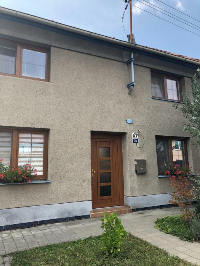 Ubytovani U Svobodu Appartement Kroměříž Buitenkant foto